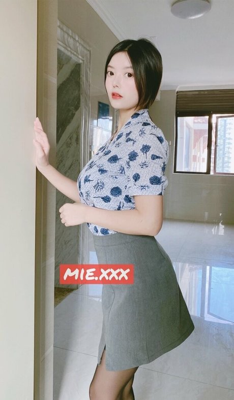 miefree naked on onlyfans