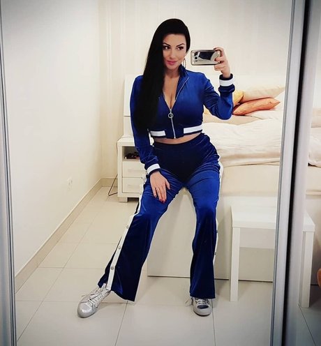 Rita Kyslinger onlyfans strip