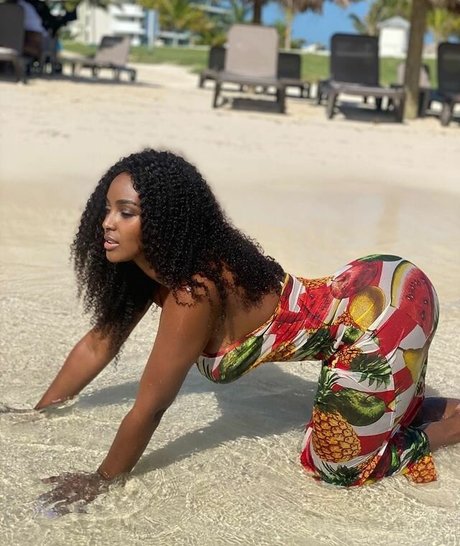 Amara La Negra onlyfans photos