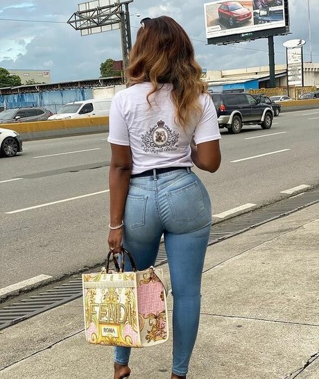 Amara La Negra onlyfans leaked pictures