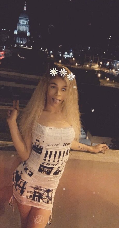 ravenbabe leaked nude onlyfans