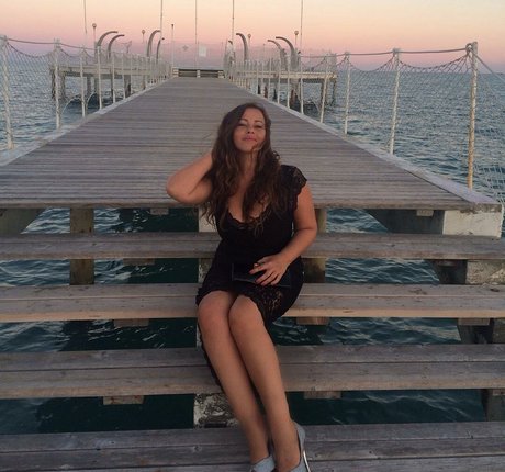 Serena Roberti onlyfans nudes