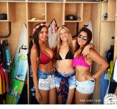 Tara Yazdi onlyfans nudes leaks