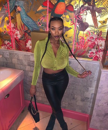 thecleopatraway onlyfans uncensored