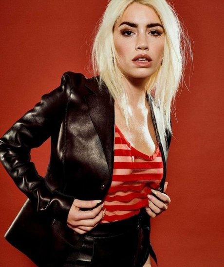 Lali Esposito onlyfans pictures