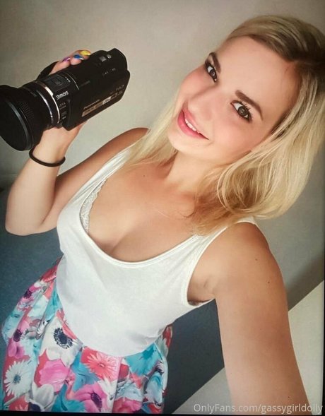 gassygirldolly onlyfans porn leaked