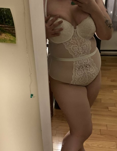 babydolljen411 onlyfans leakd