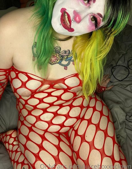 juiceboxxxclown onlyfans model images