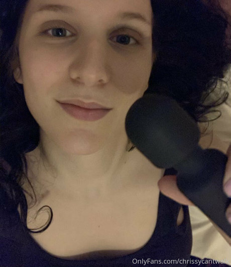 chrissycantwalk leaked nude onlyfans