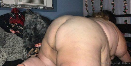 imlivbby onlyfans leaked.