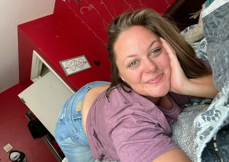 hotmom2014 onlyfans nude leak