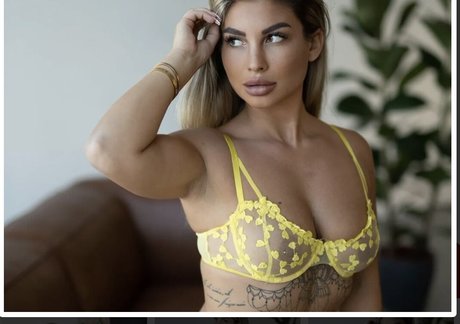 Kim Famous onlyfans explicit content