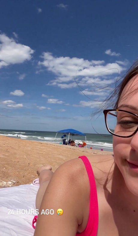 Silenced Hippie onlyfans ass