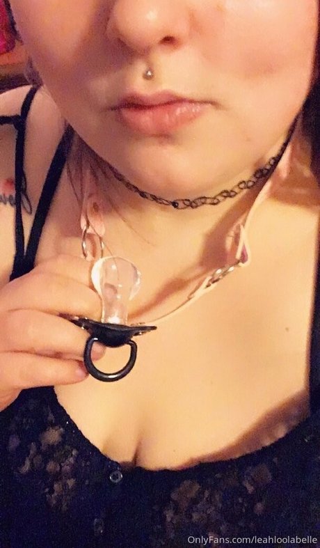 leahloolabelle naked onlyfans leaks