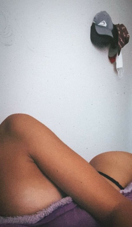 Laura Rossetto leaked onlyfans.