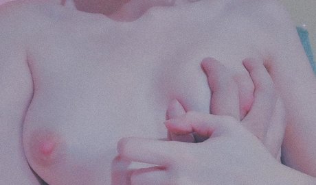 Hacchi Whitebear onlyfans naked leaked