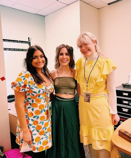 Dodie Clark onlyfans archive