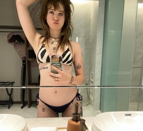 _femalien onlyfans leakd