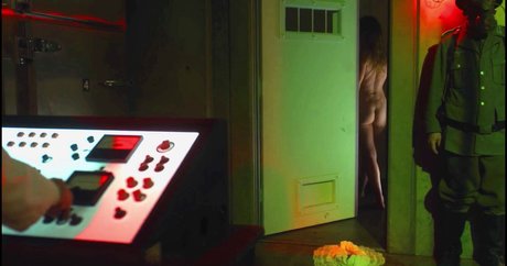 Dominique Swain onlyfans free porn