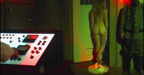 Dominique Swain onlyfans mega