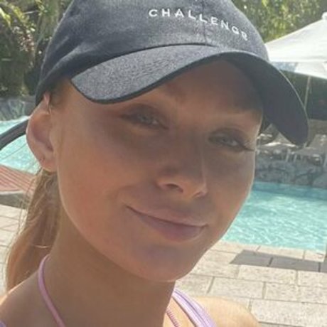 Elz The Witch onlyfans leaked pics