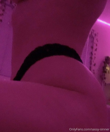 sassy sinner leaks onlyfans