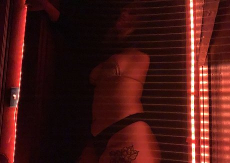 basilbabyy onlyfans model photos