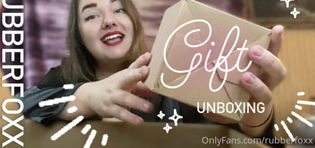 rubberfoxx onlyfans nude tits