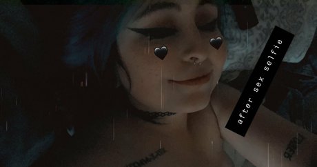 littlekittenn Profile pic