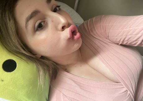 baddiealexaaa onlyfans.