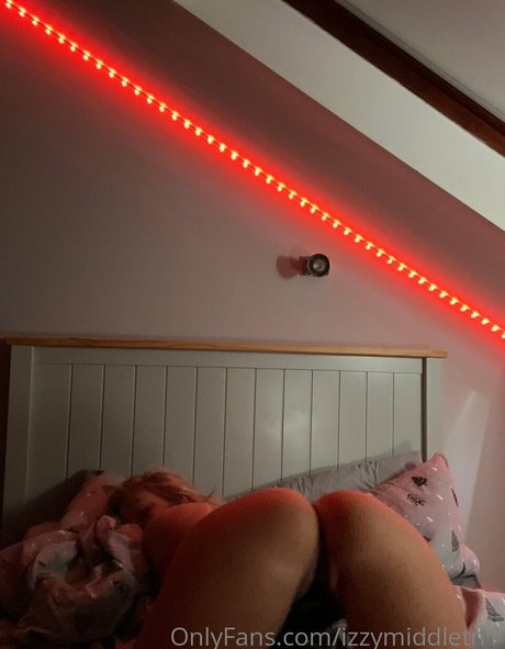 Izzymiddleton nude leaks onlyfans