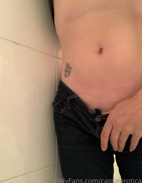 cassieerotica onlyfans leak nudes