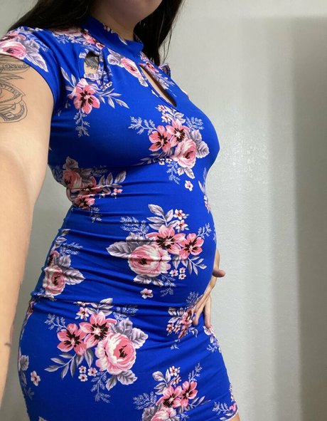 pregnantsnow desnuda onlyfans