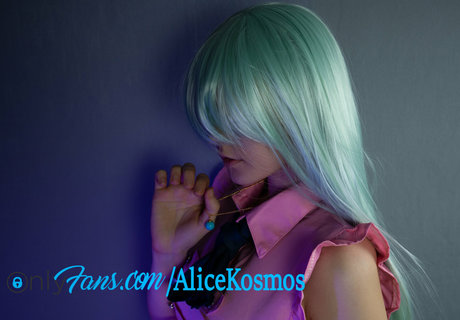 alicekosmos nude onlyfans leaked