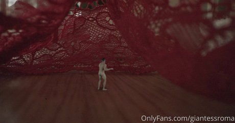 giantessroma onlyfans nudes leak