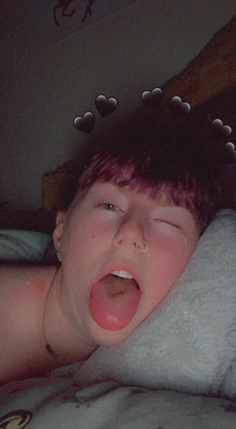 petiteivy onlyfans naked pics