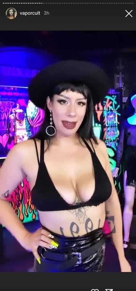 gothkaren ass onlyfans