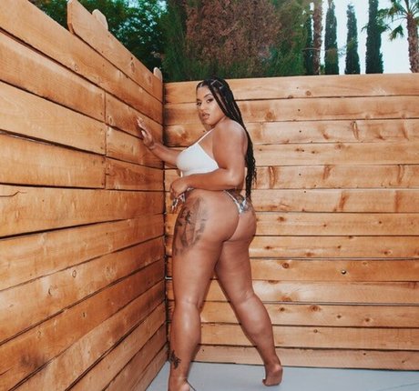 raquelsavage onlyfans desnuda