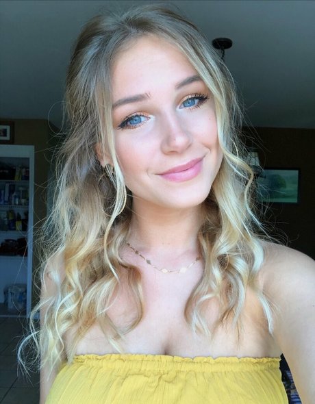 Cassandra Spano free only fans