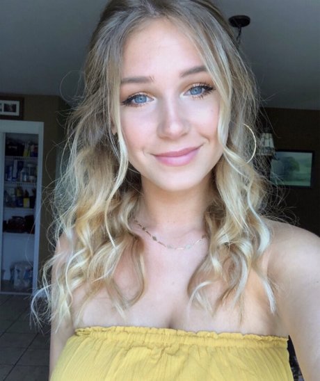 Cassandra Spano onlyfans pics