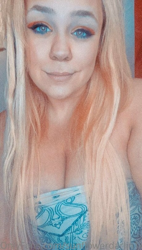 sunflowerdarlin14 onlyfans picture