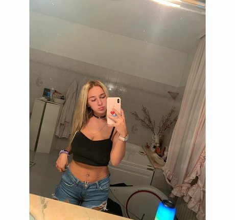 Giada Piotti naked onlyfans