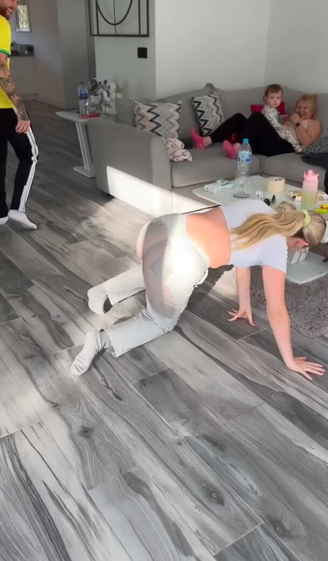 Liv Hanby sex onlyfans