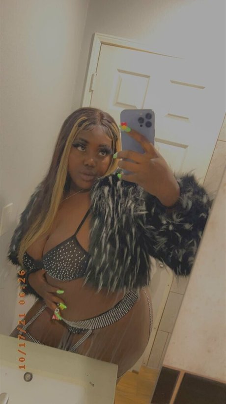 royalmulaah onlyfans sex tape