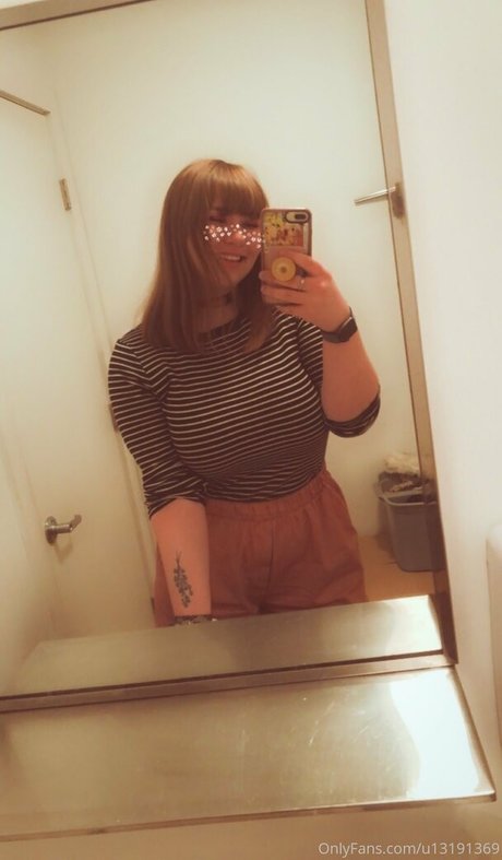 hannahbee840 leak onlyfans nude