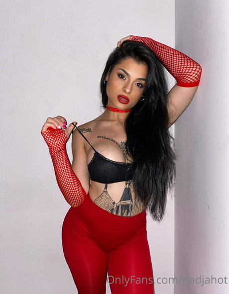 nadjalapiedra onlyfans lean