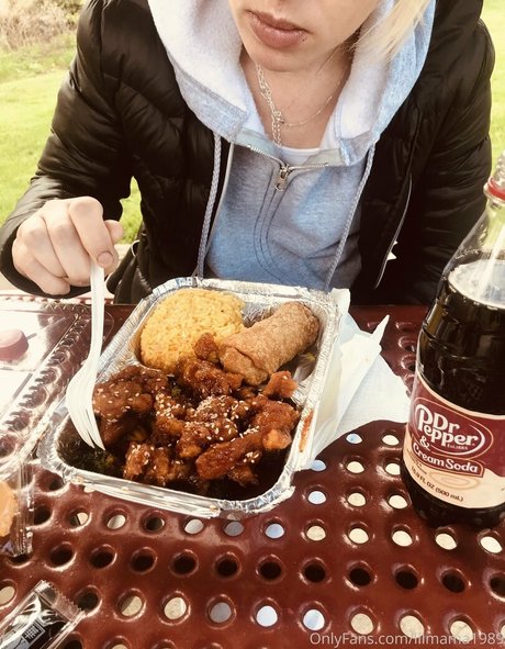 kristy kreme 89 onlyfans star