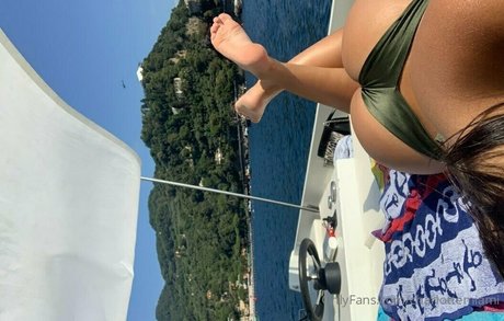 charlottemiami nudes leaked onlyfans