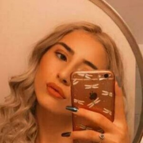 marika03 onlyfans page