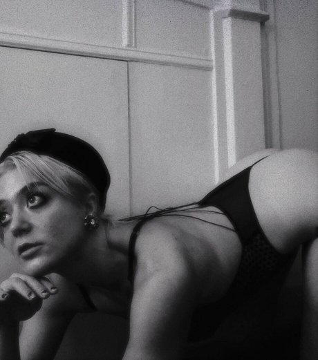 alittle vampy Profile pic